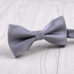 Classic Solid bow tie made of polyester